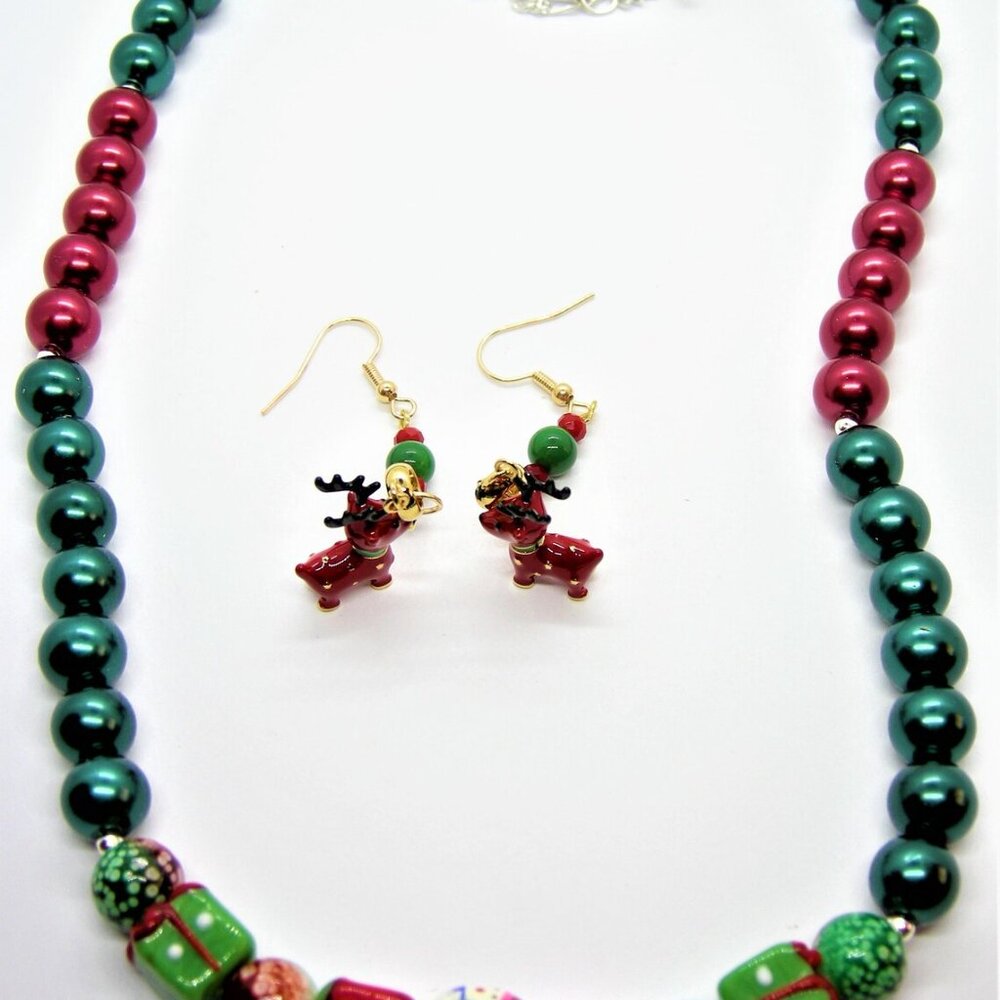Handcrafted Glass Bead Christmas Necklace with Reindeer Earrings Set - Picture 12 of 12